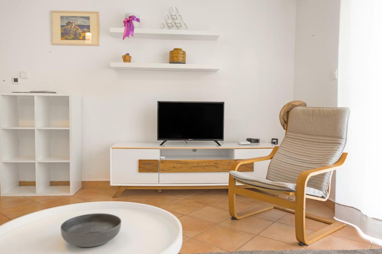 Apartmani Paliska Pola Esterno foto