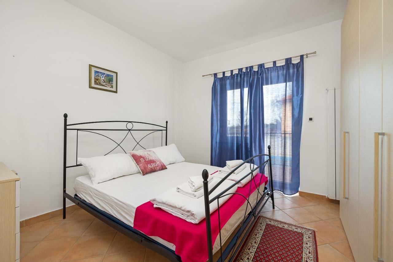 Apartmani Paliska Pola Esterno foto