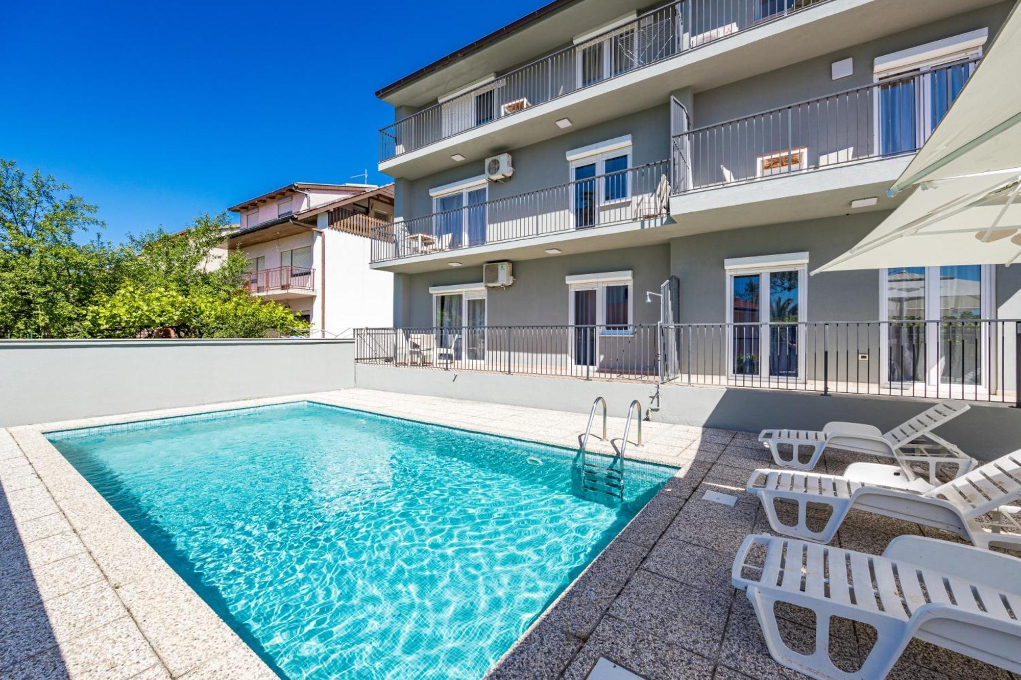 Apartmani Paliska Pola Esterno foto